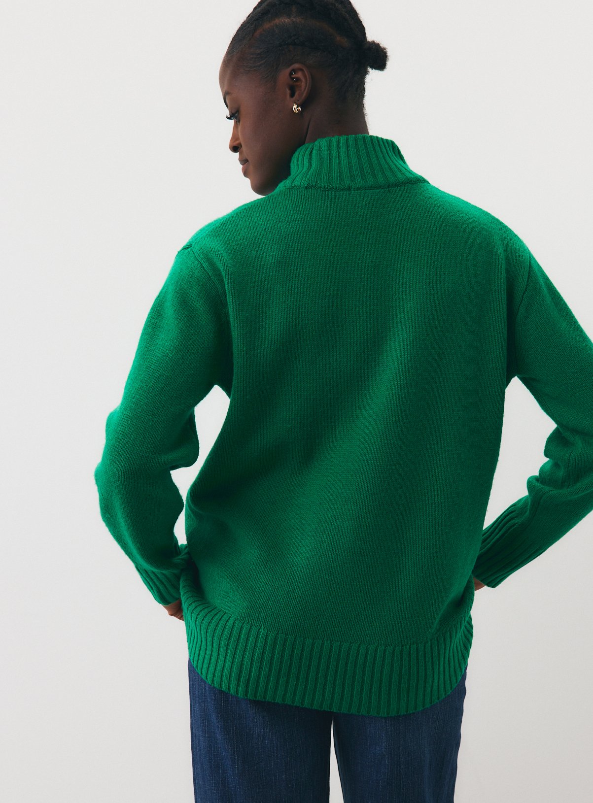 Bright Green Pure Lambswool High Neck Jumper L - Image 3 thumbnail